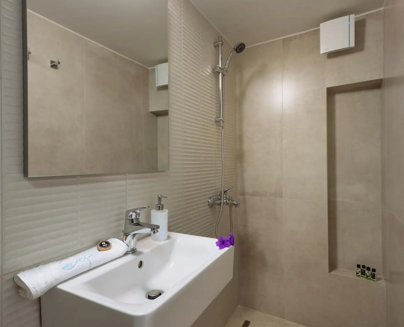 Seperi Deep Blue Apartment Rethymno  Rethymno (Crete)